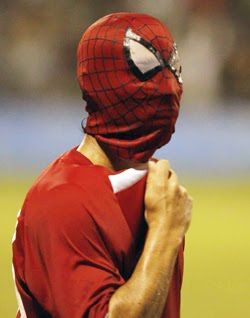 1254756228psm-striker.JPG
