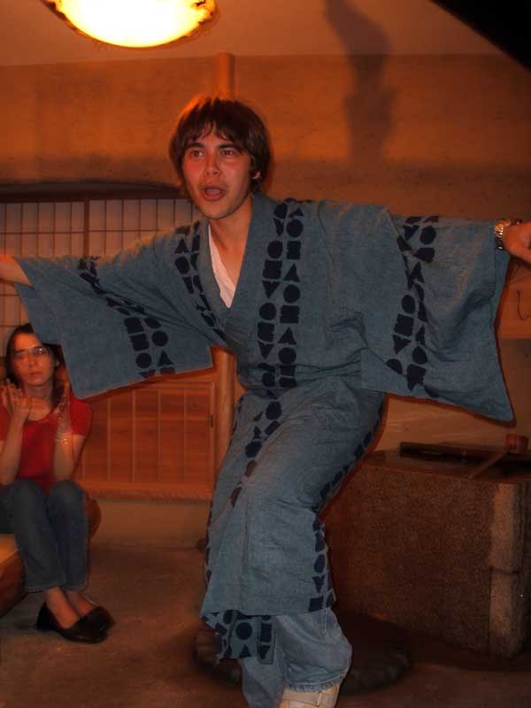 Suzuki entertaining the guests