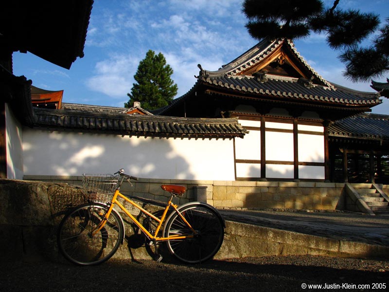 Another bike…not mine…at Taizoin.