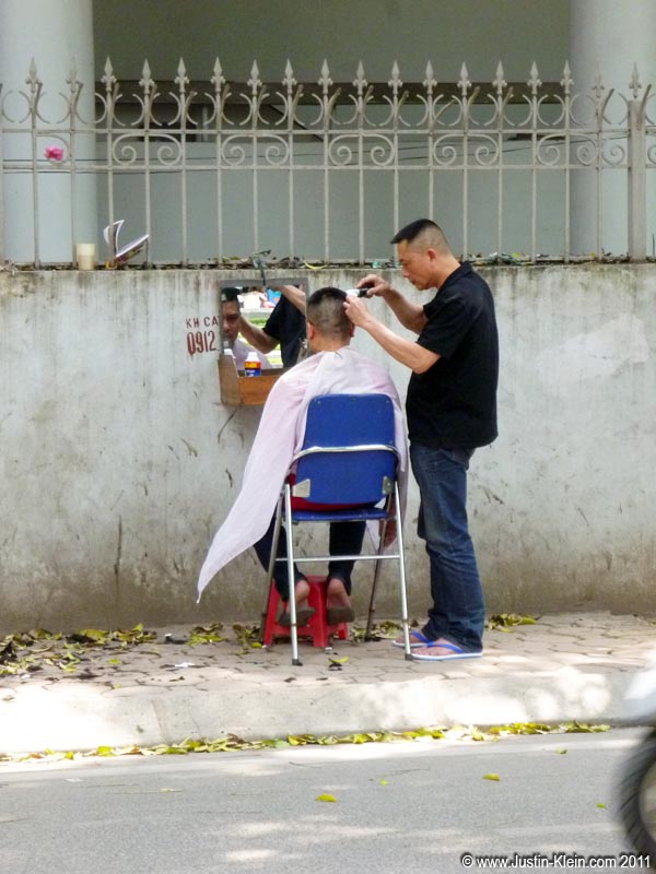 An impromptu barber shop.